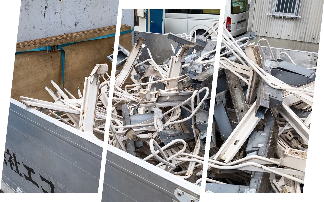 産業廃棄物を積み込んだトラックの荷台